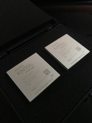 Libérez le FPGA Kintex UltraScale XCKU085 haute performance avec 1,5 million de cellules logiques, 1517 E/S, 8,0 Go/s, 34 Mb BRAM, 5,5 Mb UltraRAM, CI 2.5D, Ethernet 100G