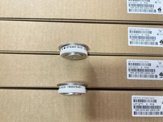 Module demi-pont VS-ST330C16C0 1600V 330A Faible Vce(sat) Faibles pertes Haute robustesse aux courts-circuits NTC intégré Pour onduleurs industriels et onduleurs UPS haute puissance