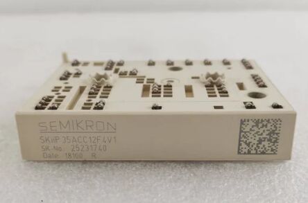 35ACC12F4V1 12V 3.5A Transistor PNP automobile à faible VCE (sat) 250mV Gain de courant élevé SOT-223 Package AEC-Q101 Qualifié pour la commutation de charge et le contrôle du moteur dans les véhicules