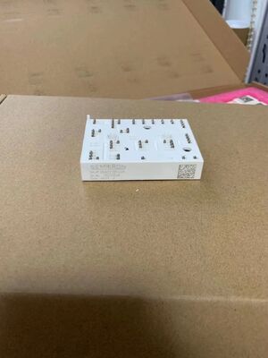 35ACC12F4V1 12V 3.5A Transistor PNP automobile à faible VCE (sat) 250mV Gain de courant élevé SOT-223 Package AEC-Q101 Qualifié pour la commutation de charge et le contrôle du moteur dans les véhicules