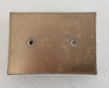 35ACC12F4V1 12V 3.5A Transistor PNP automobile à faible VCE (sat) 250mV Gain de courant élevé SOT-223 Package AEC-Q101 Qualifié pour la commutation de charge et le contrôle du moteur dans les véhicules