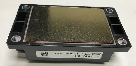 CM600DY-24T 1200V 600A Dual IGBT Module bas VCE (sat) 2,7V haut court-circuit robustesse basse perte de commutation Isolation élevée pour les entraînements de moteurs industriels et les UPS haute puissance