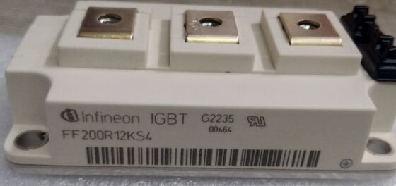 Module IGBT FF200R12KS4 1200V 200A Faible VCE(sat) Haute Robustesse aux Courts-Circuits Faibles Pertes de Commutation Haute Isolation Pour Entraînements de Moteurs Industriels et Onduleurs Haute Puissance
