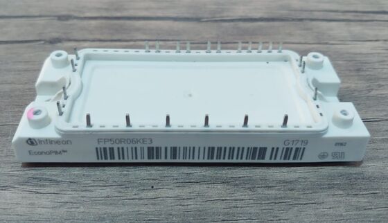 Module PIM FP50R06KE3 600V 50A Faible VCE(sat) Faible perte de commutation NTC intégré Plaque de base en cuivre Haute fréquence de commutation Pour variateurs de moteurs et onduleurs