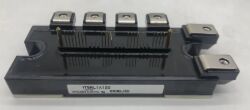 PM75RL1A120 1200V 75A IPM 7-Pack IGBT Faible VCE(sat) 1.65V Commande et Protection Intégrées Capteur NTC Haute Fiabilité Montage à vis Idéal pour les variateurs et la CVC