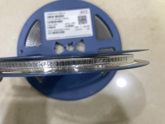 SM4004PL-TP Diode à usage général 400V 1A Faible VF 1.1V Faible fuite 5µA Fort courant de surtension 30A SOD-123FL -65°C à 175°C Conforme RoHS pour alimentations et éclairage LED