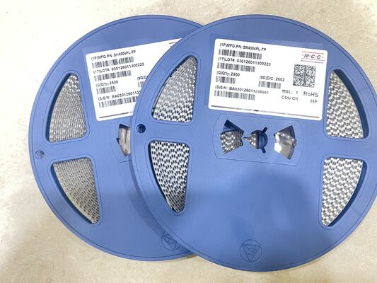 SM4004PL-TP Diode à usage général 400V 1A Faible VF 1.1V Faible fuite 5µA Fort courant de surtension 30A SOD-123FL -65°C à 175°C Conforme RoHS pour alimentations et éclairage LED