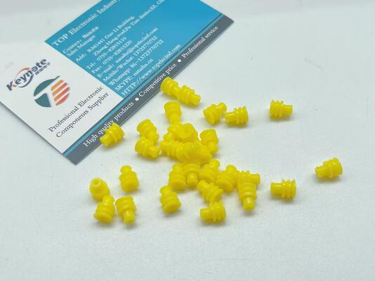 281934-2 2 Positions 2.5mm Pas Connecteur Câble-à-Carte Angle Droit Traversant Blindé Verrouillage par Friction Polarisé Étain Plaqué pour Applications Industrielles et Automobiles