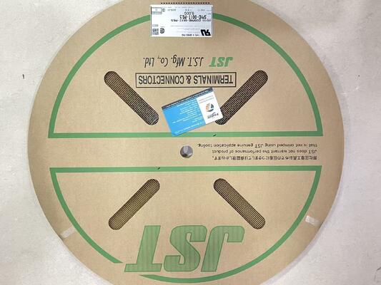 SPHD-001T-P0.5 Compact haute rétention faible insertion résistant aux vibrations facile à sertir 26-28 AWG idéal pour l'électronique compacte