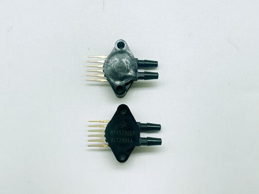 MPX5700DP capteur de pression différentielle de 0 à 700 kPa portée 2,5% précision 4,7V température de sortie compensée analogue