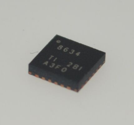 ADS8634SRGER 12 bits ADC 4-ch 1MSPS SPI prog entrée (± 12V/0-10V) ref interne 2,5V-5V VQFN-24 pour le secteur industriel