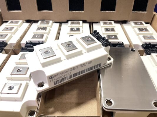 FF400R06KE3HOSA1 600V 400A module IGBT à demi-pont technique d'arrêt de tranchée faible VCEsat commutation rapide robuste pour les onduleurs et les entraînements