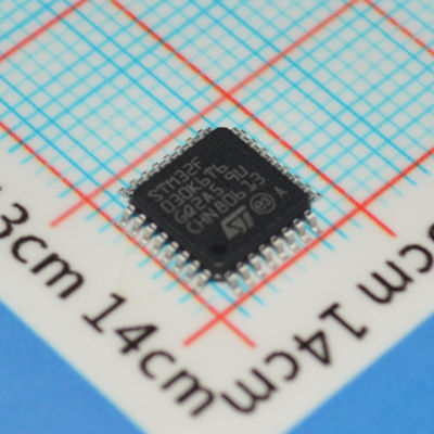 STM32F030K6T6 MCU Cortex-M0 48 MHz, 32 Ko Flash, 4 Ko RAM, ADC 12 bits, 16 E/S GPIO, LQFP-32, 2,4-3,6 V, -40 °C à +85 °C, économique