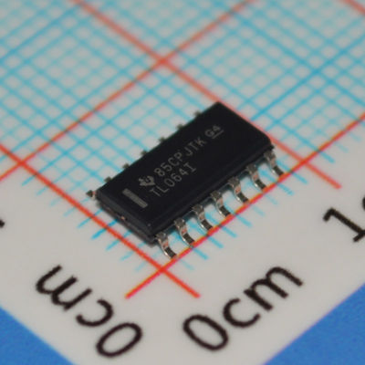 TL064IDR Amplificateur opérationnel JFET quad à faible bruit, bande passante 1 MHz, alimentation ±18 V, polarisation d'entrée 5 pA, décalage 10 mV, SOIC-14, -40°C à +125°C, qualité industrielle